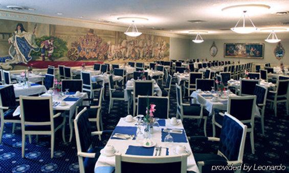 Chateau Louis Hotel&Conference Centre Edmonton Restaurant photo
