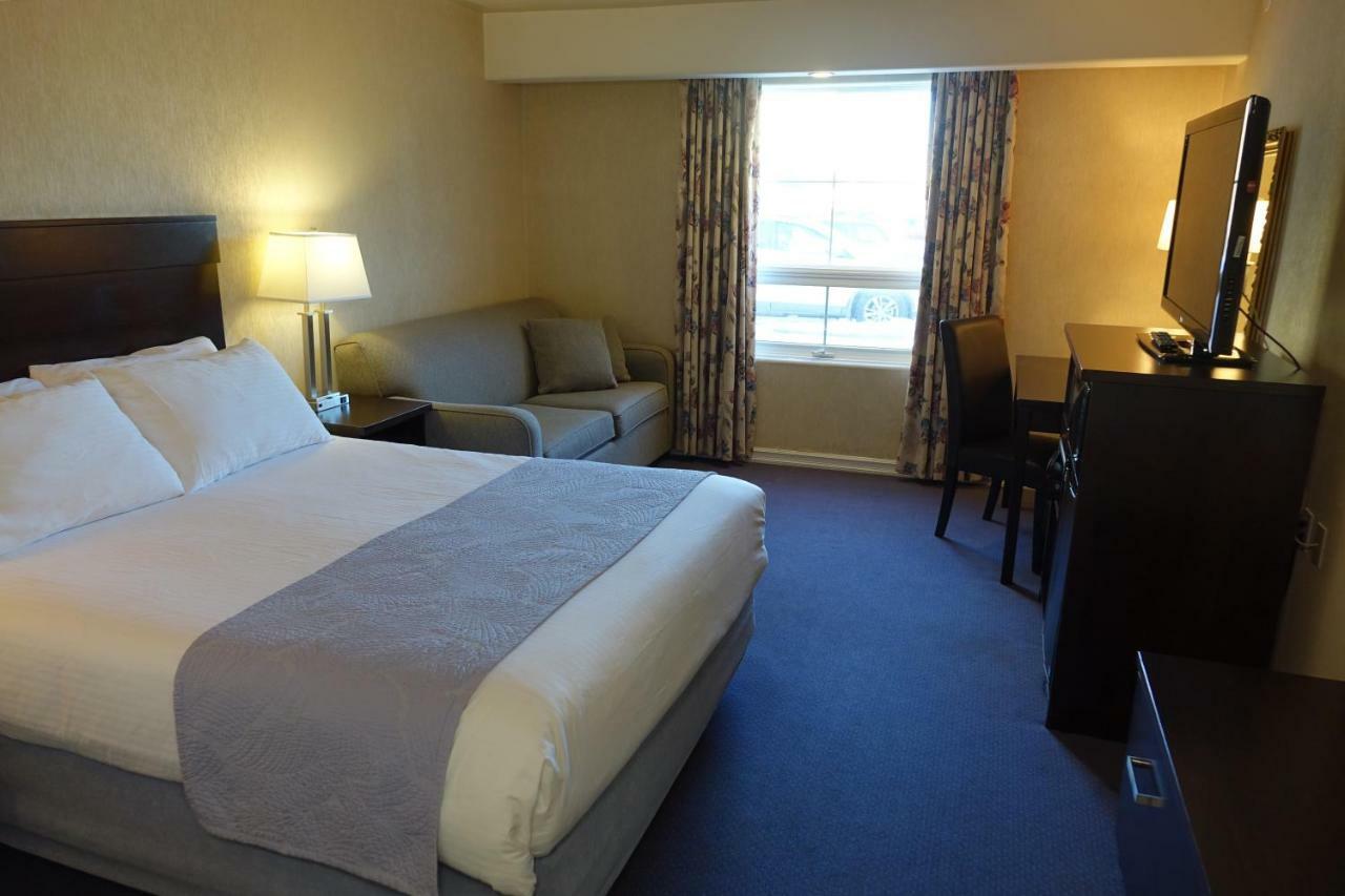 Chateau Louis Hotel&Conference Centre Edmonton Extérieur photo