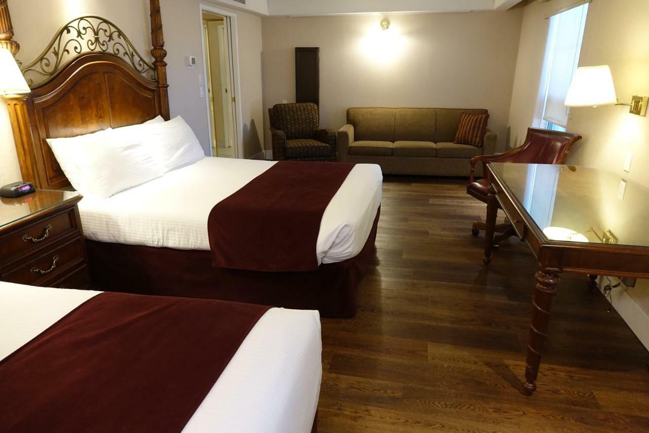 Chateau Louis Hotel&Conference Centre Edmonton Extérieur photo